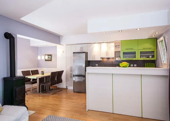 Sarena * Макарська