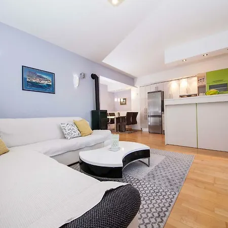 Apartamento Sarena *