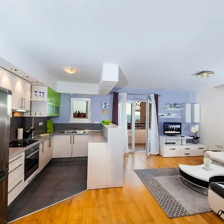 Apartamento Sarena *