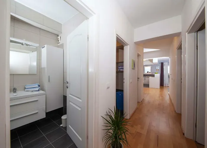 Apartman Sarena *