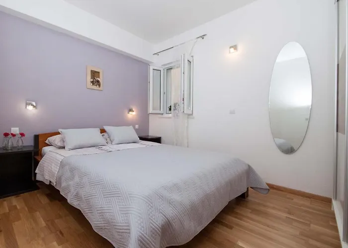 Sarena Apartment Makarska